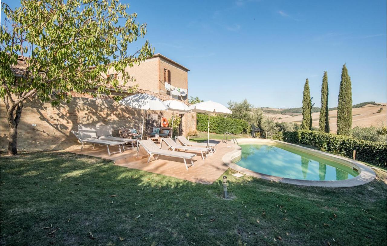 Gorgeous Home In Montalcino With Kitchen Exterior photo